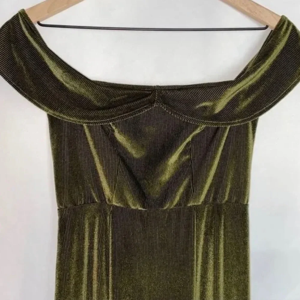 Show Me Your Mumu | Upton Velvet Maxi Dress - Picture 2 of 3